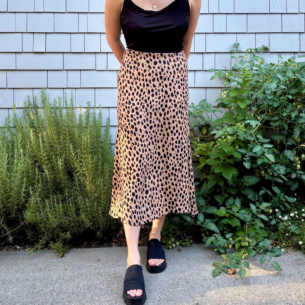 Reformation Tan and Black A-Line Skirt